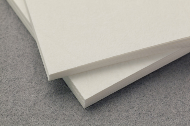 レザック66白215kg - 用紙の種類 | ハガキ・ポストカード印刷の